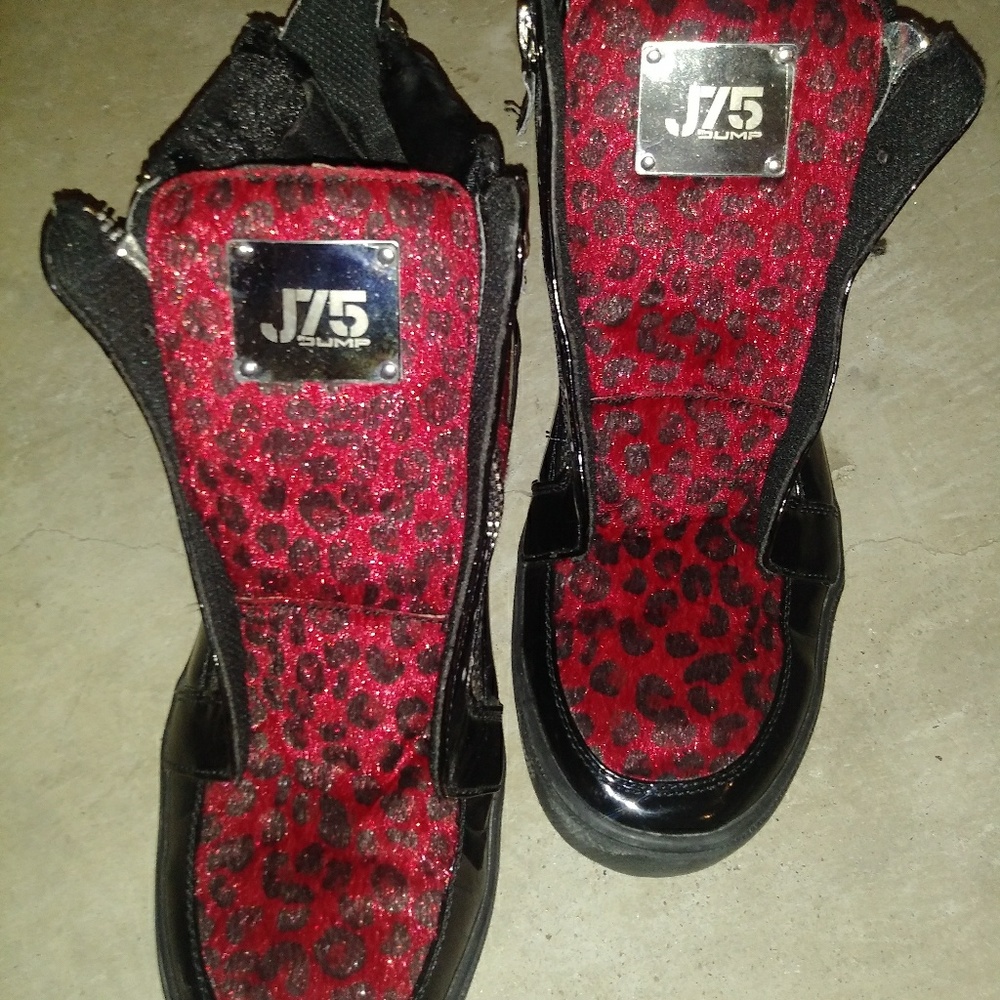 J75: Zombie Custom High-Tops